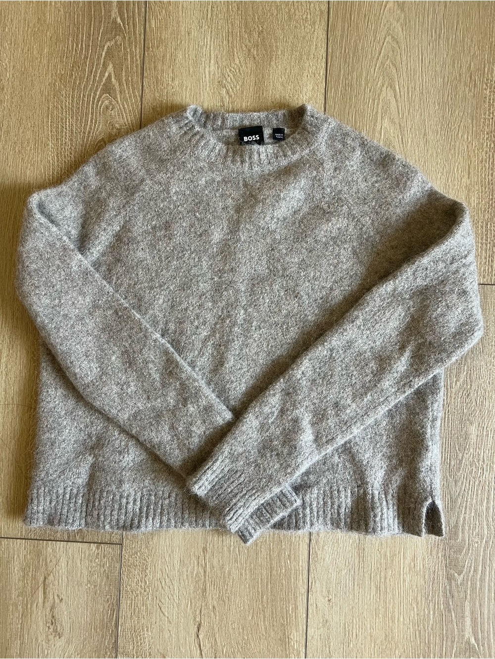 Hugo Boss Women’s Alpaca Wool Relaxed Crewneck Sweater in Oatmeal Sz XS